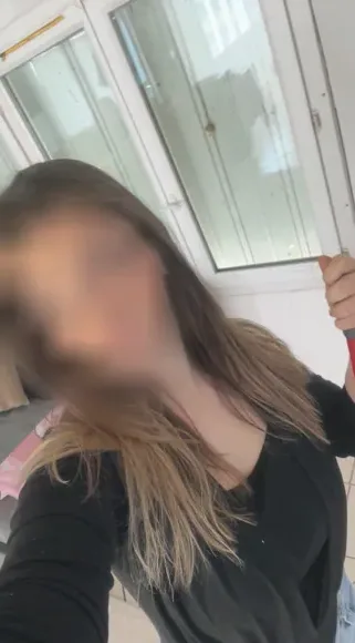 Aylin, 20