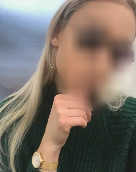 Carina, 24