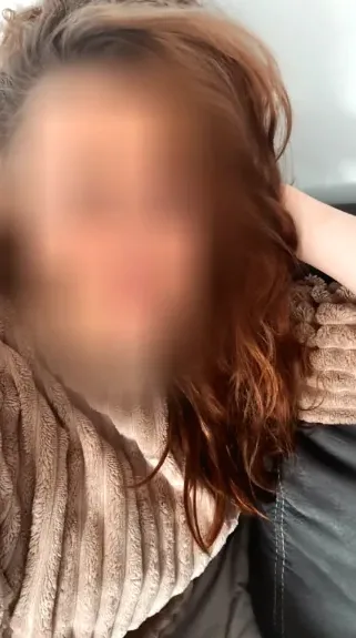 Carla, 37