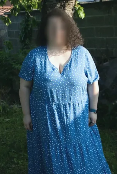 Isabell, 22