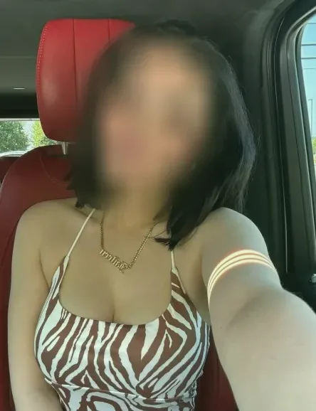 Jette, 27