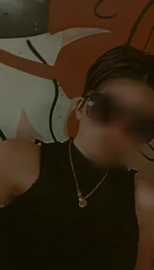 Kim, 23