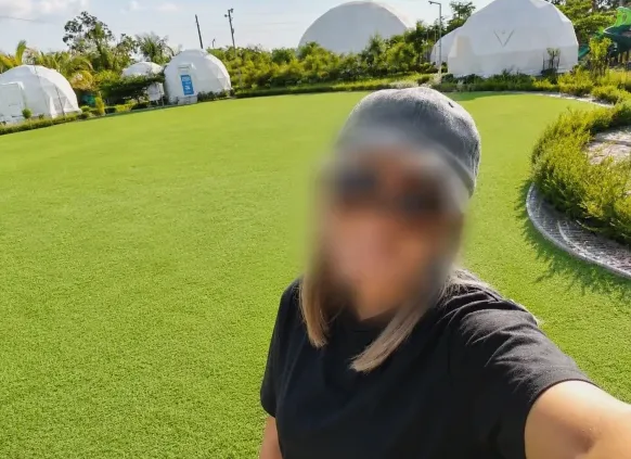 Pauline, 35
