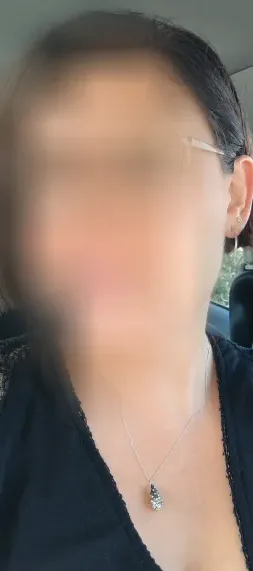 Rebecca, 40