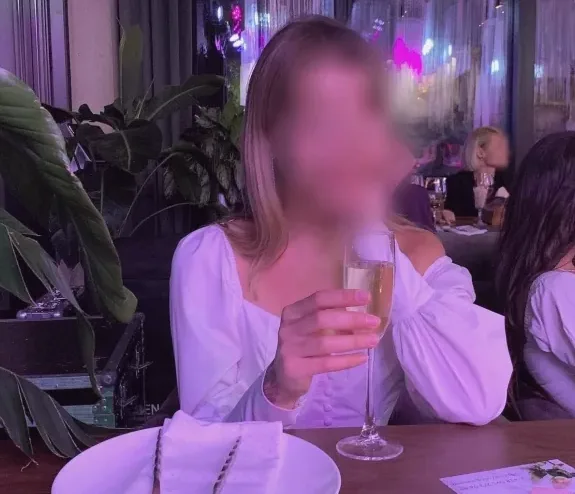 Sina, 31