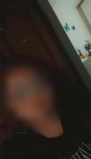 Tanja, 25