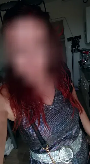 Vanessa, 39